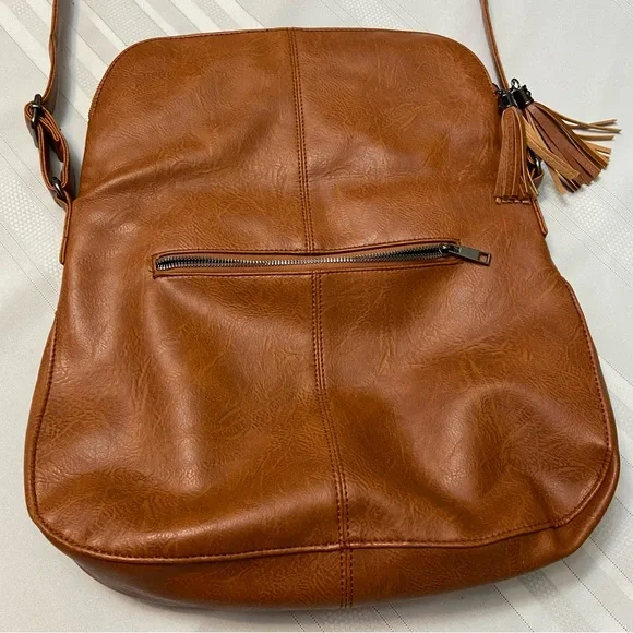 Sam and Hadley Studded & Tassel Womens Cognac Faux Leather CrossbodyBag EUC